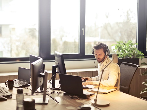 Nearly Half of Employees Use Risky Login Practices